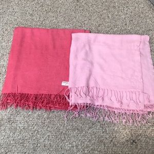 Bundle of 2 pink pashmina scarves